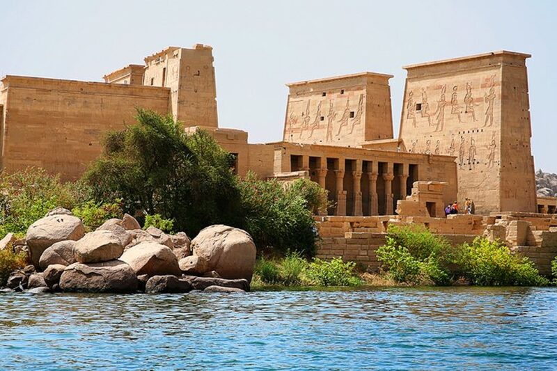 Faraway Egypt: 13-Day Tour of Ancient Wonders
