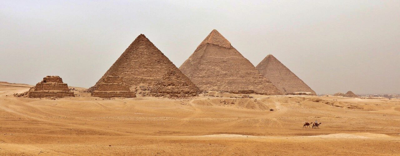 Half-day-Tour-pyramids-of-Egypt