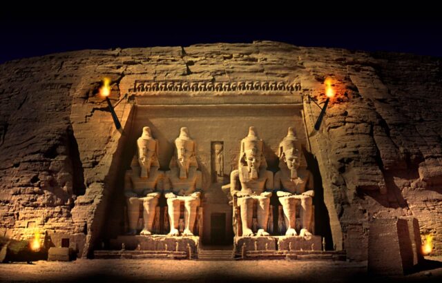 fantasy-image-of-temple-of-Ramses-II-in-Abu-Simbel