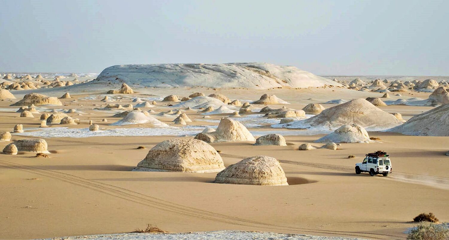 The-White-Desert-and-Bahariya-Oasis-Tour