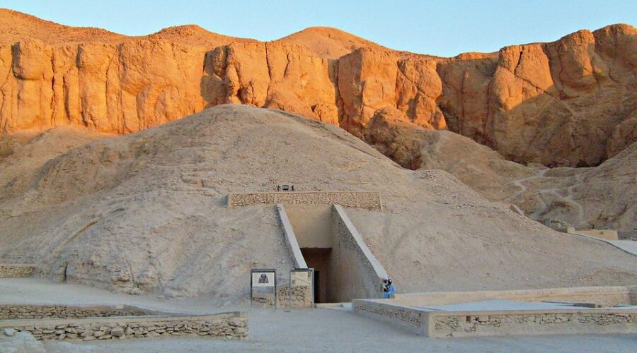 a-tomb-at-the-Valley-of-the-Kings-in-Luxor-West-Egypt