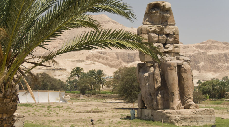 Colossus-of-Memnon-Misr-Tours